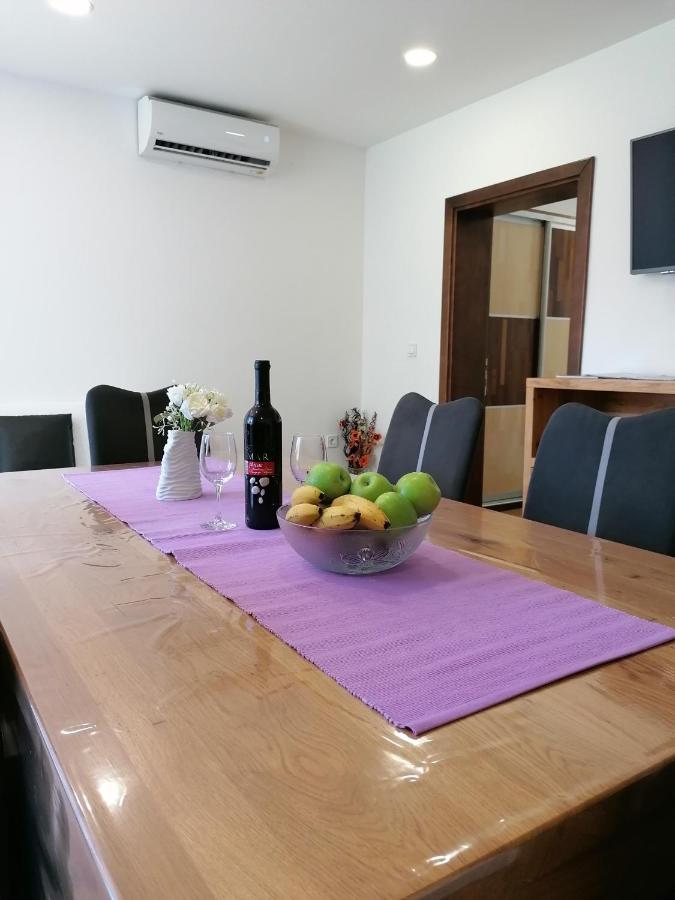 Apartment "B" 50 M From The Beach Zara Esterno foto