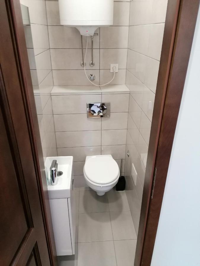 Apartment "B" 50 M From The Beach Zara Esterno foto